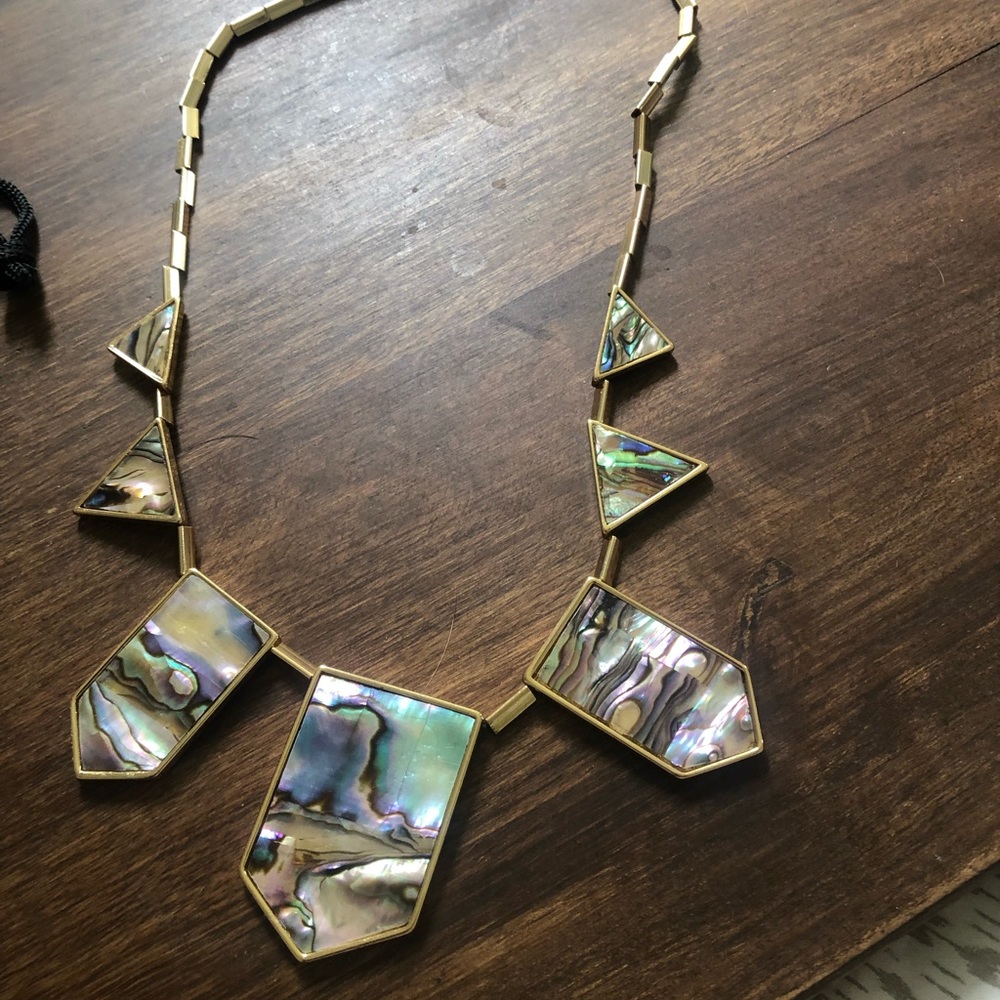 House of Harlow 1960 Abalone necklace